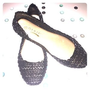 Black jelly flats